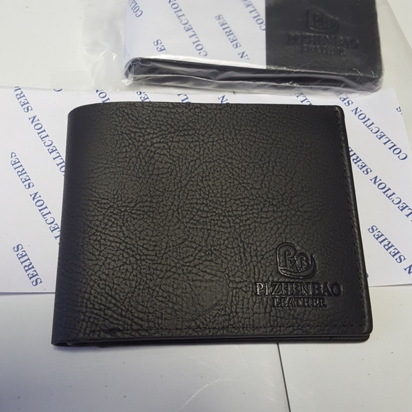 Pizhenbao Other - New Pizhenbao black Wallet bi- fold
